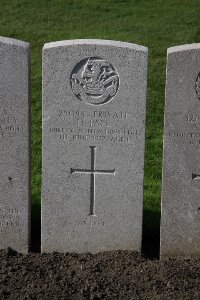 Lijssenthoek Military Cemetery - Pape, Harold