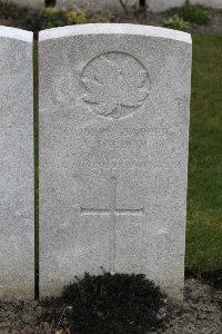 Lijssenthoek Military Cemetery - Pardon, Albert