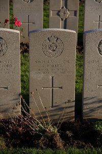 Lijssenthoek Military Cemetery - Parker, Fred