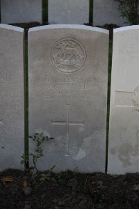 Lijssenthoek Military Cemetery - Parker, P G