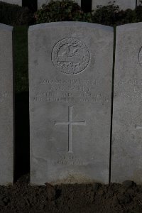 Lijssenthoek Military Cemetery - Parry, A G
