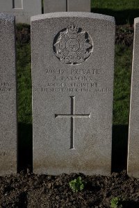 Lijssenthoek Military Cemetery - Parsons, J