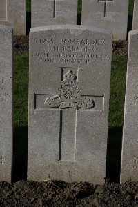 Lijssenthoek Military Cemetery - Parsons, J H
