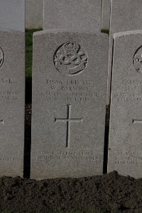 Lijssenthoek Military Cemetery - Parsons, W