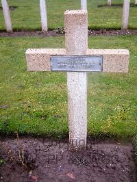 Lijssenthoek Military Cemetery - Pasquier, Jean