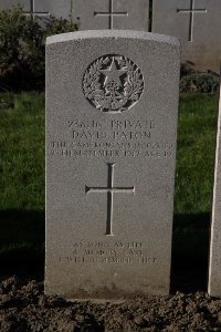 Lijssenthoek Military Cemetery - Paton, David
