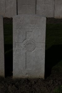 Lijssenthoek Military Cemetery - Pearce, Gordon