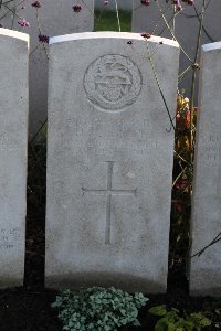 Lijssenthoek Military Cemetery - Pearce, H H