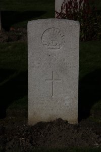 Lijssenthoek Military Cemetery - Peart, William Andrew Reginald