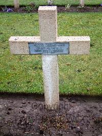 Lijssenthoek Military Cemetery - Peccot, Edward