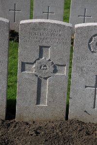 Lijssenthoek Military Cemetery - Peck, William