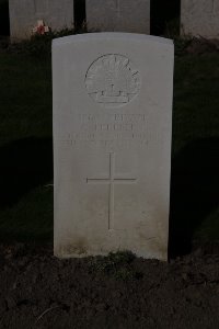 Lijssenthoek Military Cemetery - Pedersen, Carl