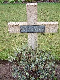 Lijssenthoek Military Cemetery - Perrichon, Antoine