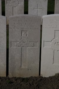 Lijssenthoek Military Cemetery - Perryman, Frederick George