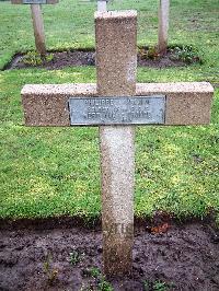 Lijssenthoek Military Cemetery - Phillipe, Plaeide