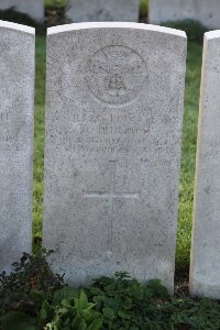 Lijssenthoek Military Cemetery - Phillips, George