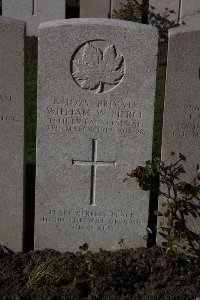 Lijssenthoek Military Cemetery - Pierce, William Warrington