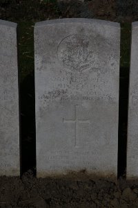 Lijssenthoek Military Cemetery - Piggott, E H