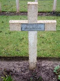 Lijssenthoek Military Cemetery - Piltard, Leon