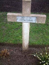 Lijssenthoek Military Cemetery - Pinet, J M