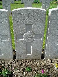 Lijssenthoek Military Cemetery - Pitt, Alexander