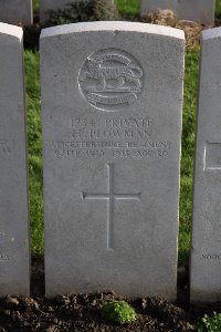 Lijssenthoek Military Cemetery - Plowman, Harry