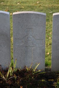 Lijssenthoek Military Cemetery - Plume, F