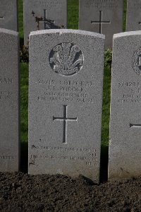Lijssenthoek Military Cemetery - Pocock, James Leonard