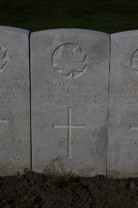 Lijssenthoek Military Cemetery - Pohorluk, Ivan