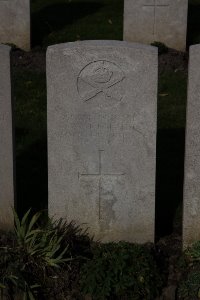 Lijssenthoek Military Cemetery - Poland, W H