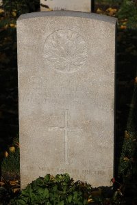Lijssenthoek Military Cemetery - Polley, Hugh Sterling