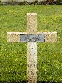 Lijssenthoek Military Cemetery - Pons, Antoine