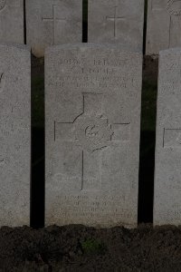Lijssenthoek Military Cemetery - Poore, C J