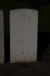 Lijssenthoek Military Cemetery - Pope, Cecil Ewart