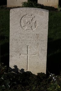 Lijssenthoek Military Cemetery - Porter, A F