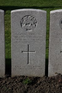 Lijssenthoek Military Cemetery - Porter, Fred Scholes