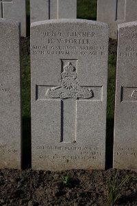 Lijssenthoek Military Cemetery - Porter, Henry Victor