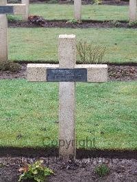 Lijssenthoek Military Cemetery - Portier, Gilbert