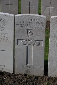 Lijssenthoek Military Cemetery - Powell, George Septimus