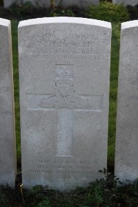 Lijssenthoek Military Cemetery - Powell, William Horace