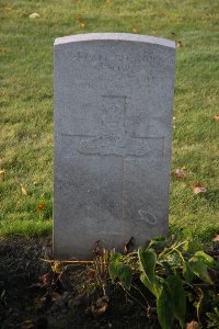 Lijssenthoek Military Cemetery - Powley, A G