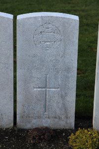 Lijssenthoek Military Cemetery - Price, Arthur
