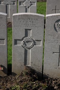 Lijssenthoek Military Cemetery - Price, Cecil