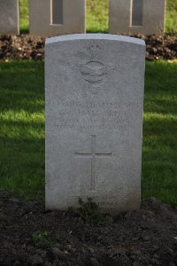 Lijssenthoek Military Cemetery - Price, Graham
