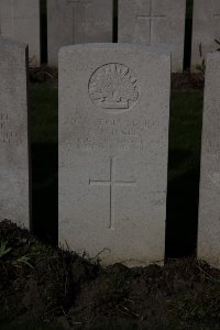 Lijssenthoek Military Cemetery - Pringle, Arnold