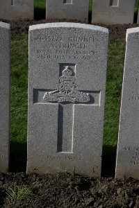 Lijssenthoek Military Cemetery - Pringle, Allan