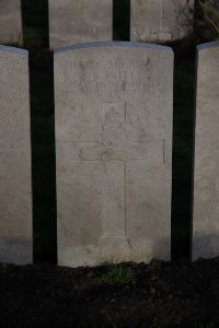 Lijssenthoek Military Cemetery - Pritt, R