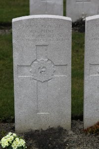 Lijssenthoek Military Cemetery - Punt, B C