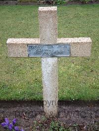 Lijssenthoek Military Cemetery - Queltier, Louis