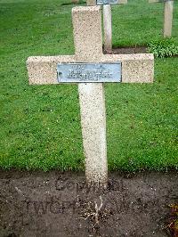 Lijssenthoek Military Cemetery - Quinet, Louis